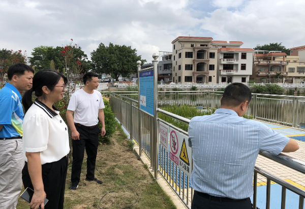 三水区督导组在杨梅福田村开展生态环境领域监督检查。.png